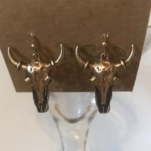 CL Steer Bull Earrings  3/$15 Bundle Antique Gold